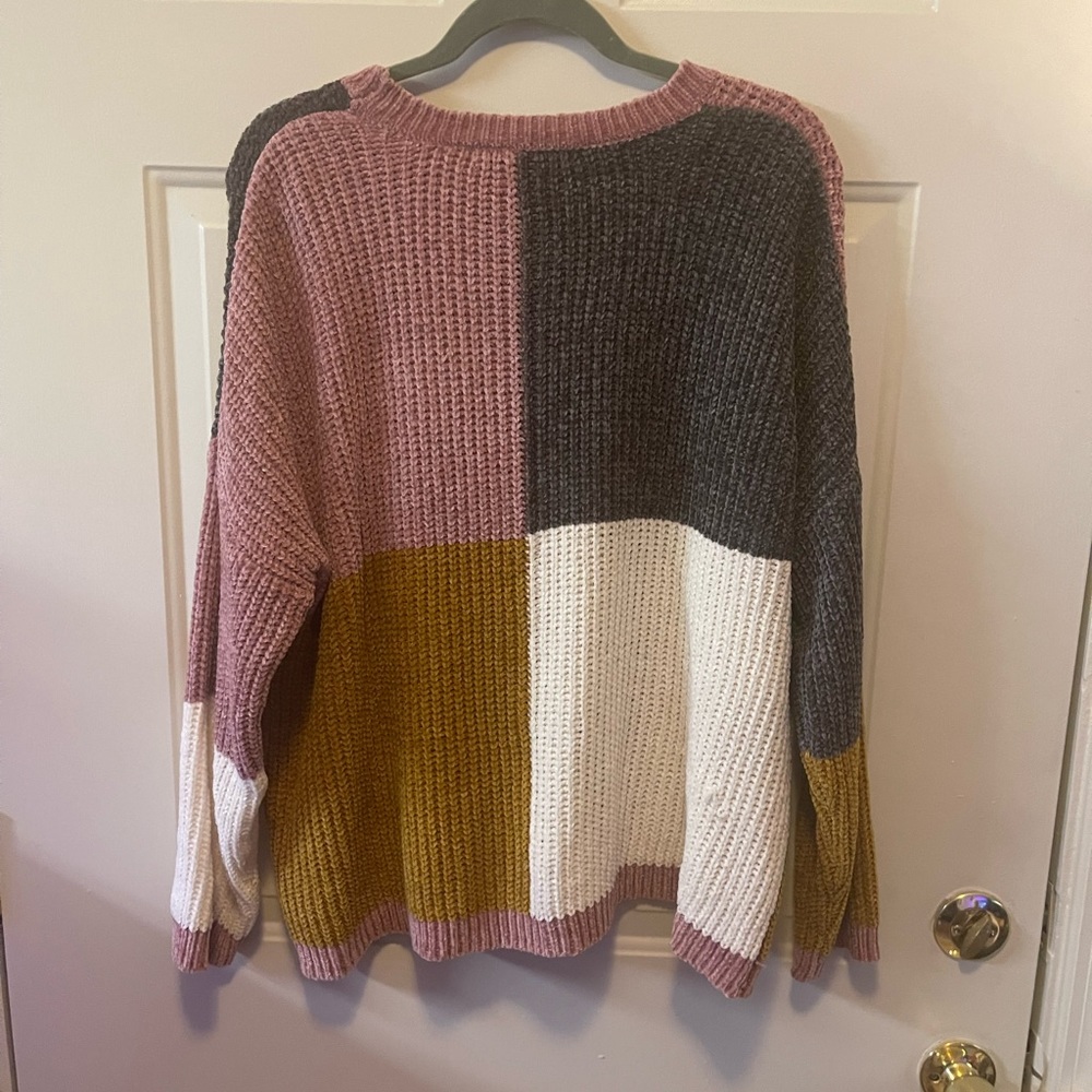 Almost Famous Colorblock Sweater - Picture 2 of 4